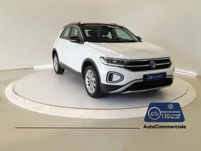 Volkswagen T-Roc 1.6 TDI SCR Style BlueMotion Technology del 2022 usata a Bologna
