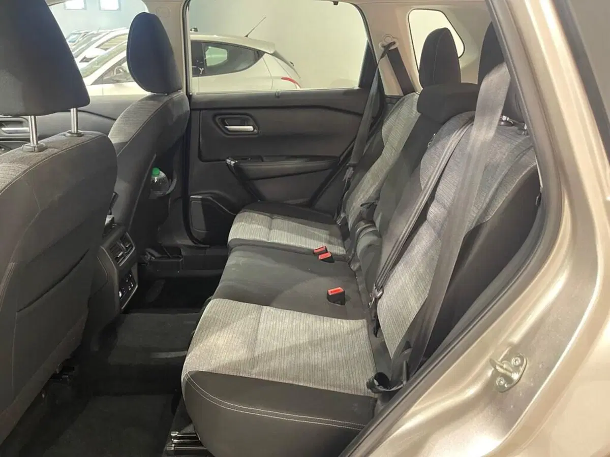 Nissan X-Trail usata a Sondrio (11)