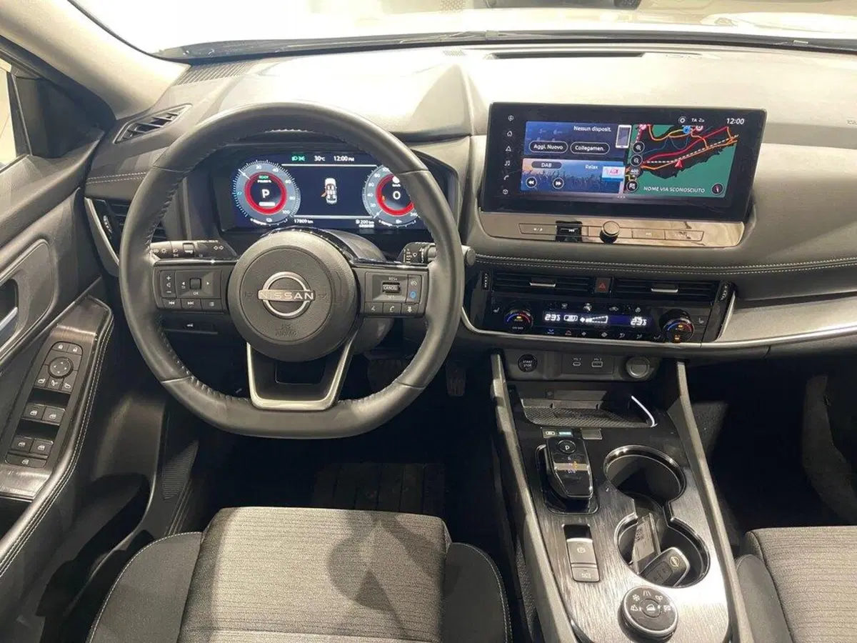 Nissan X-Trail usata a Sondrio (13)