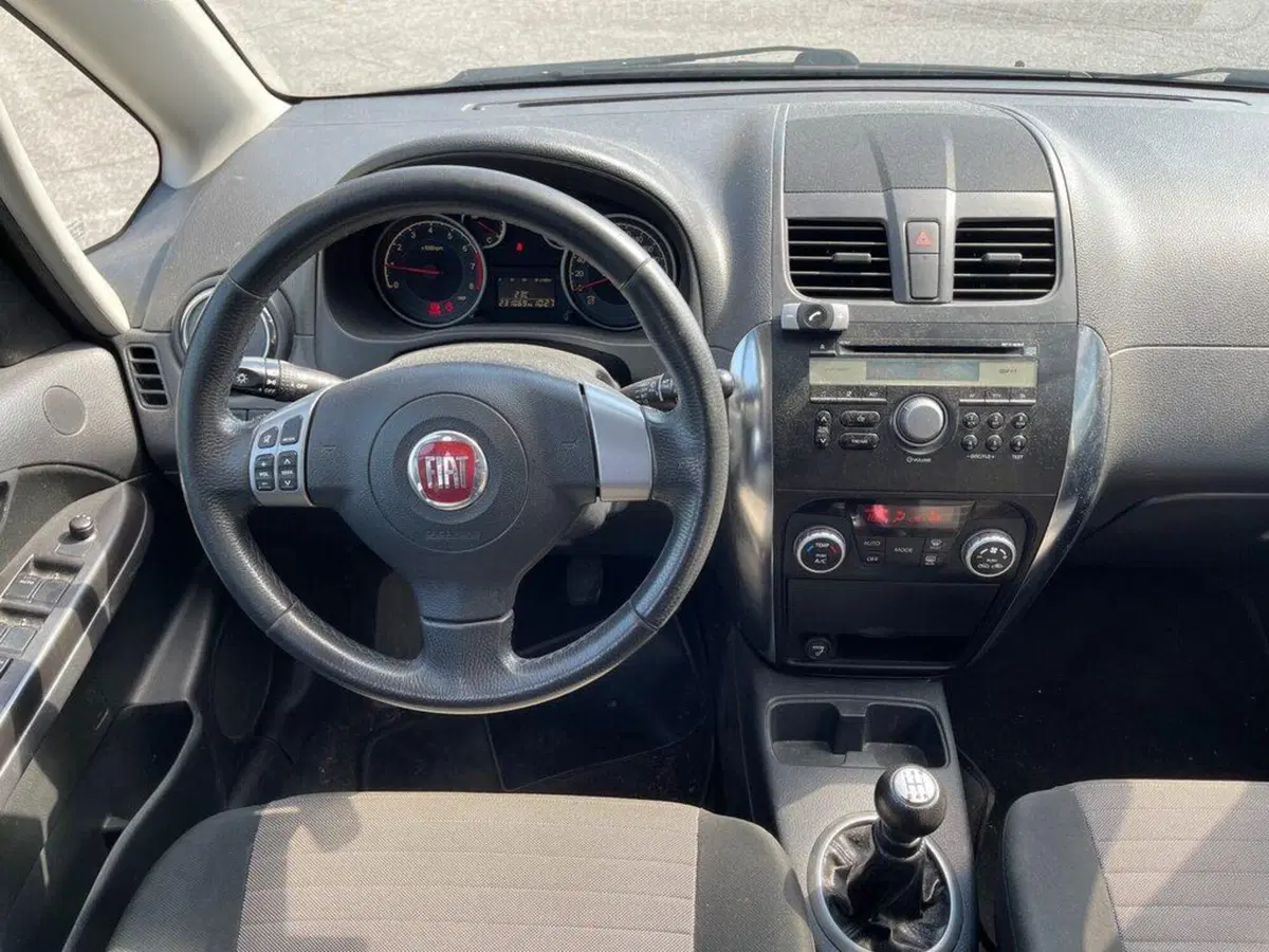 Fiat Sedici usata a Sondrio (13)