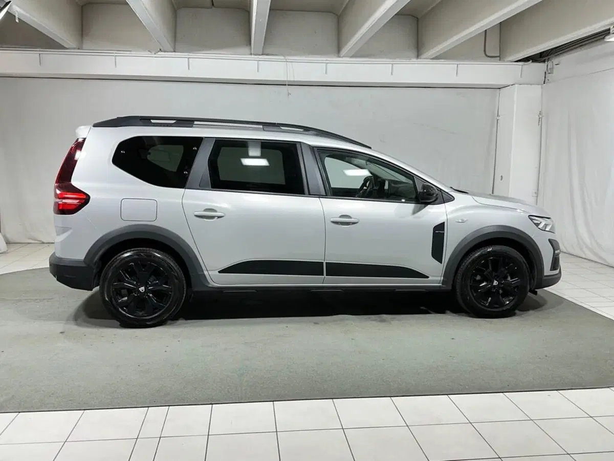 Dacia Jogger usata a Sondrio (6)