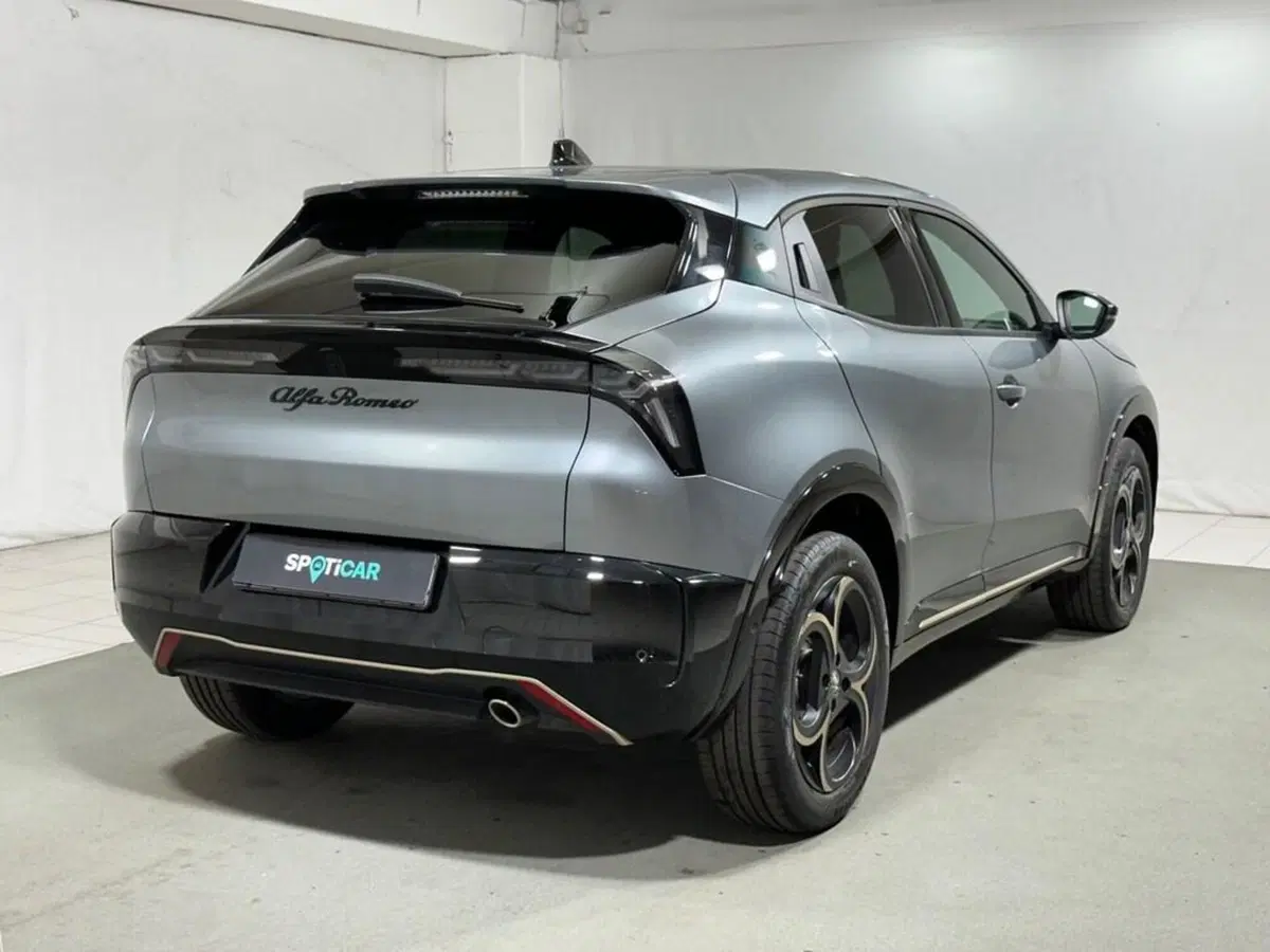 Alfa Romeo Junior usata a Sondrio (5)