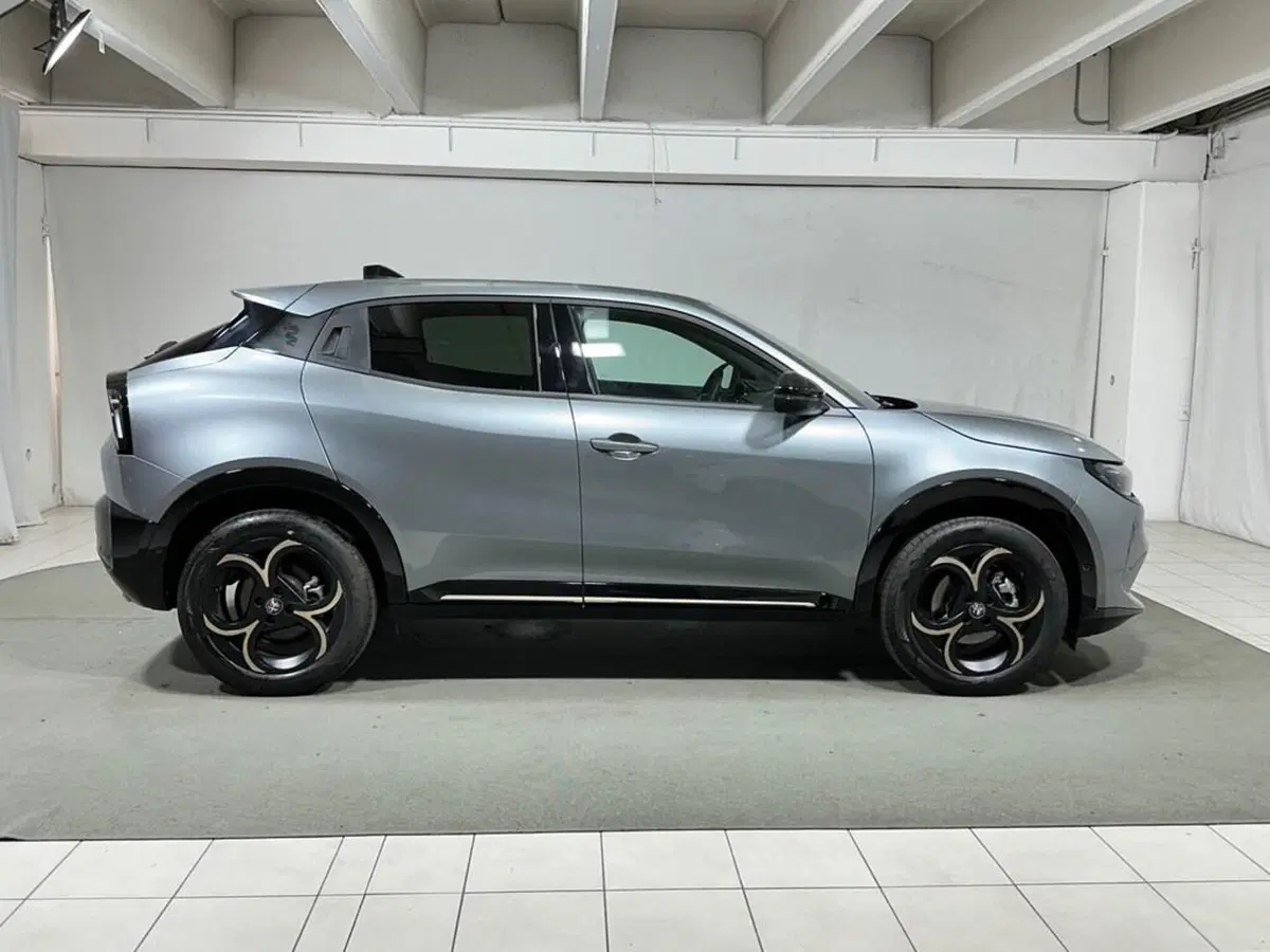 Alfa Romeo Junior usata a Sondrio (6)