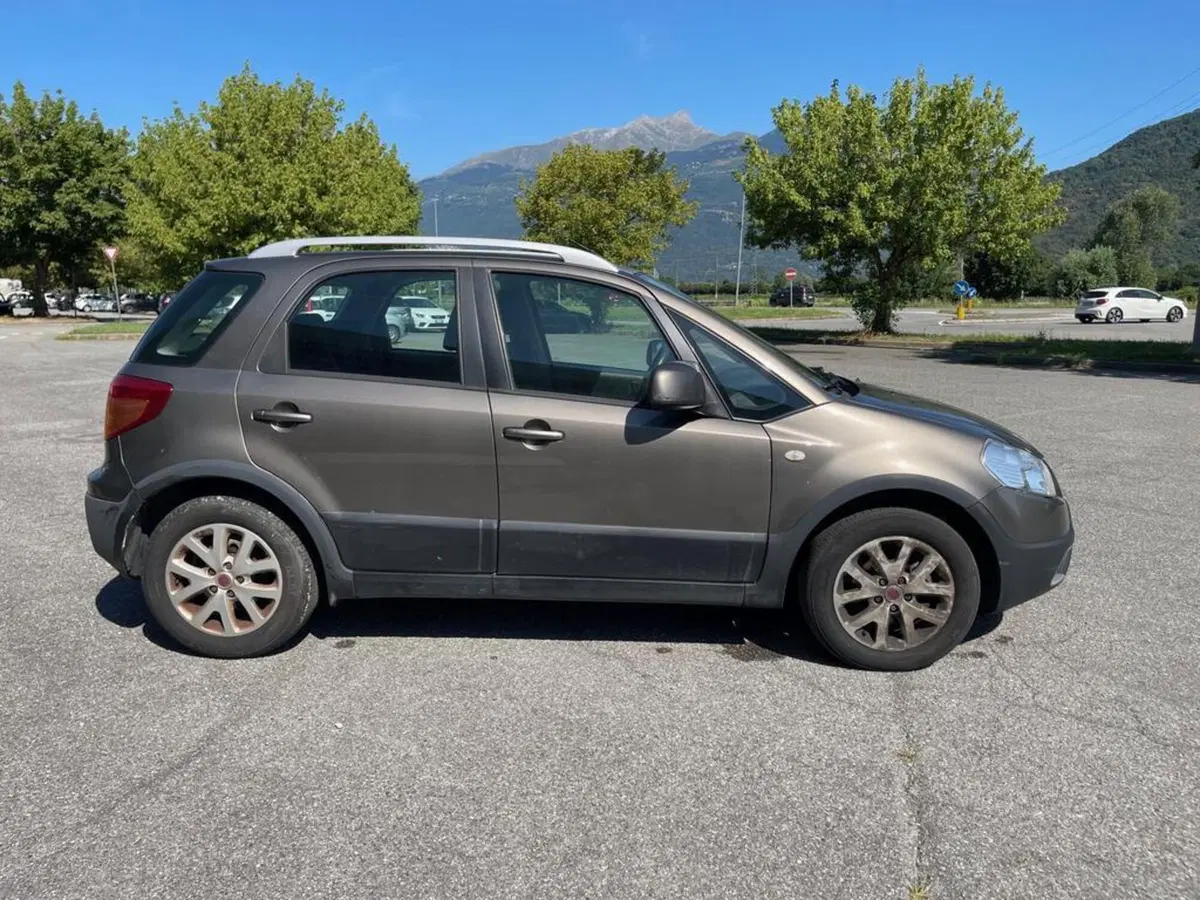 Fiat Sedici usata a Sondrio (5)