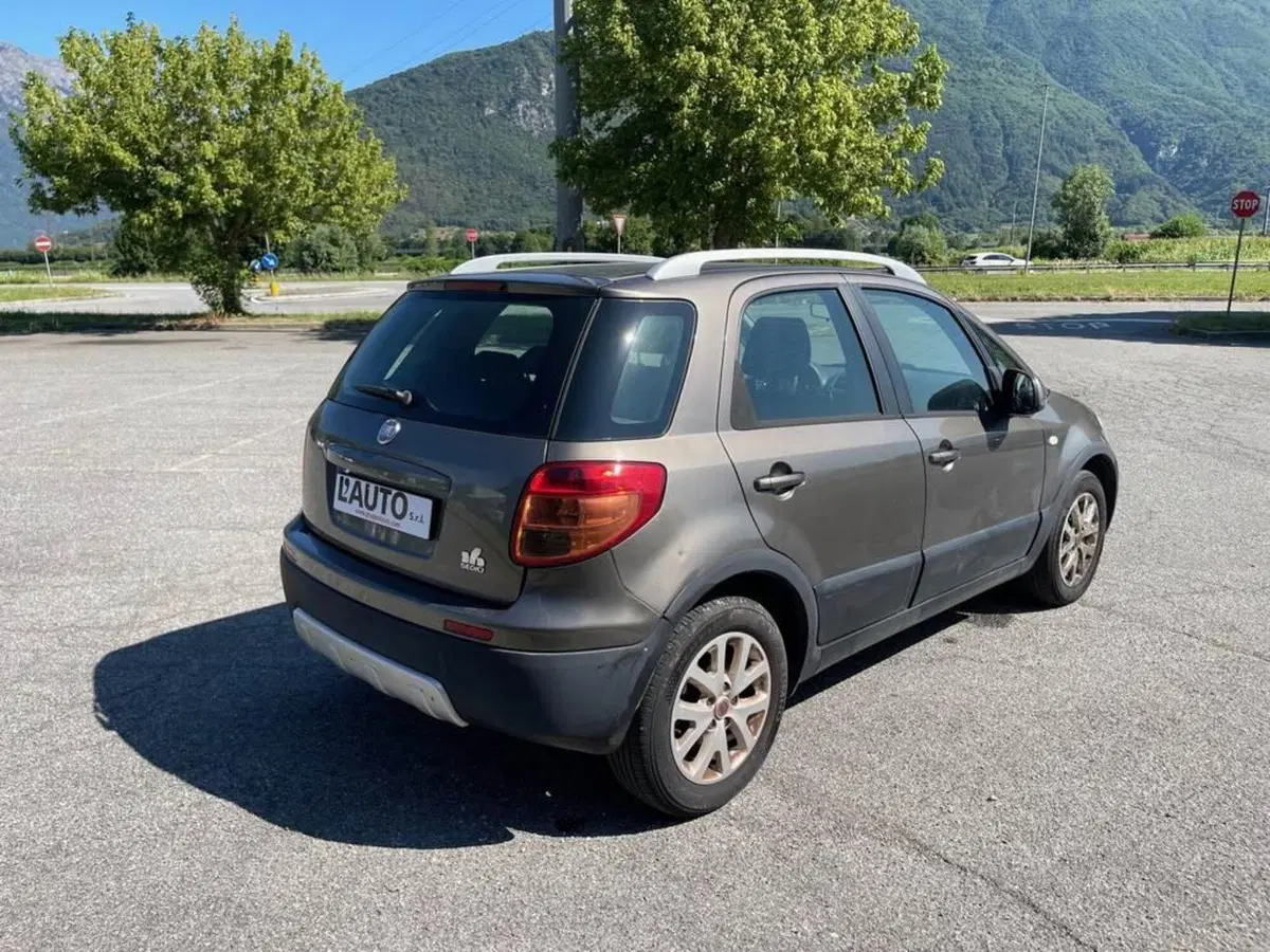 Fiat Sedici usata a Sondrio (6)
