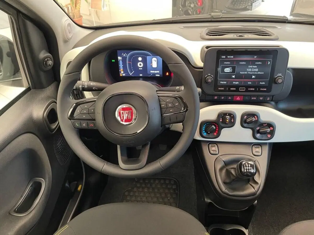 Fiat Pandina nuova a Sondrio (13)