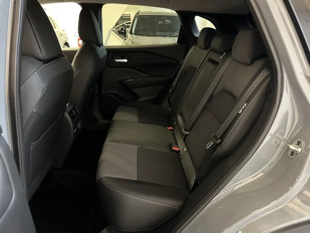 Nissan Qashqai nuova a Sondrio (10)