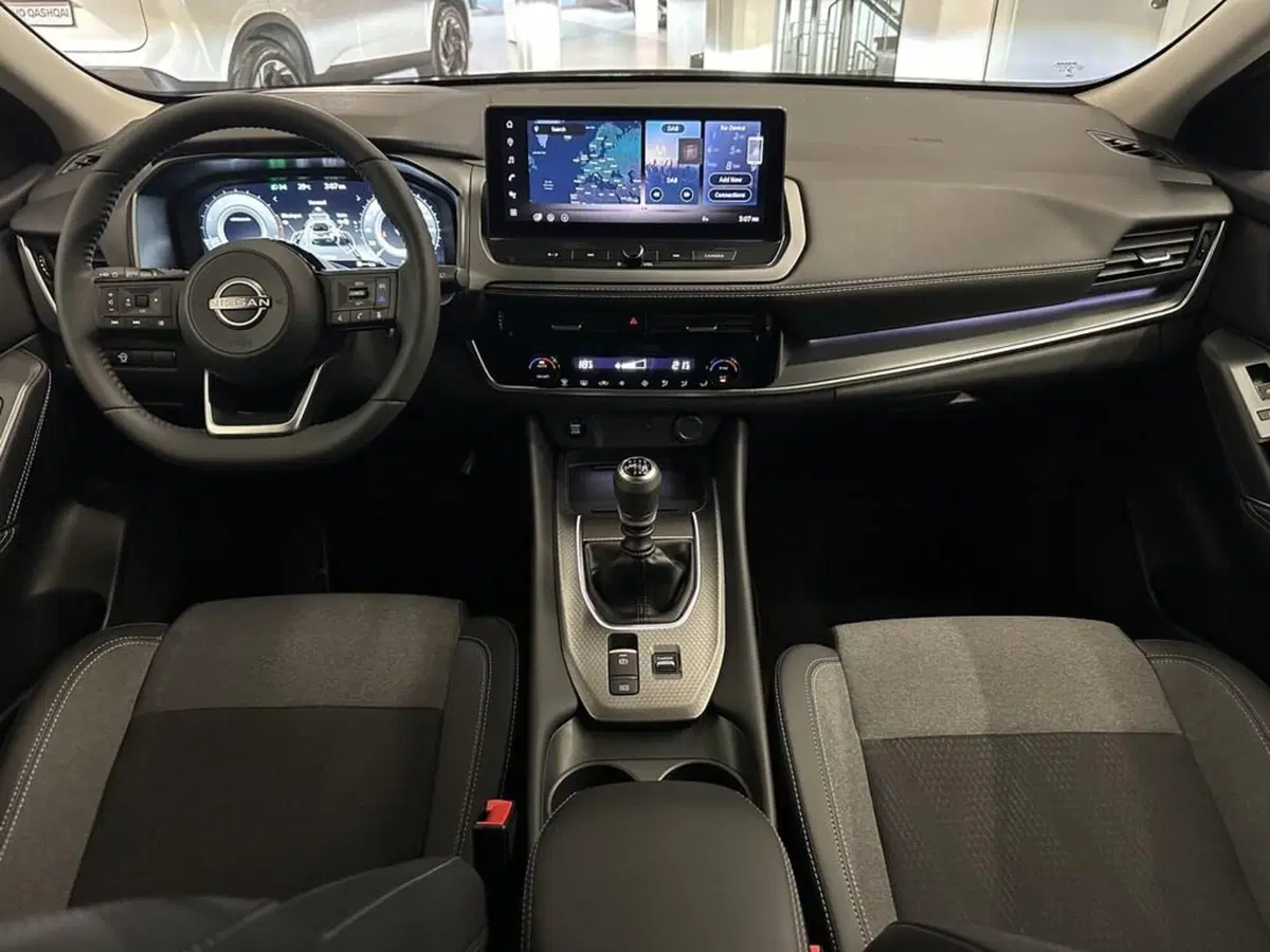Nissan Qashqai nuova a Sondrio (11)
