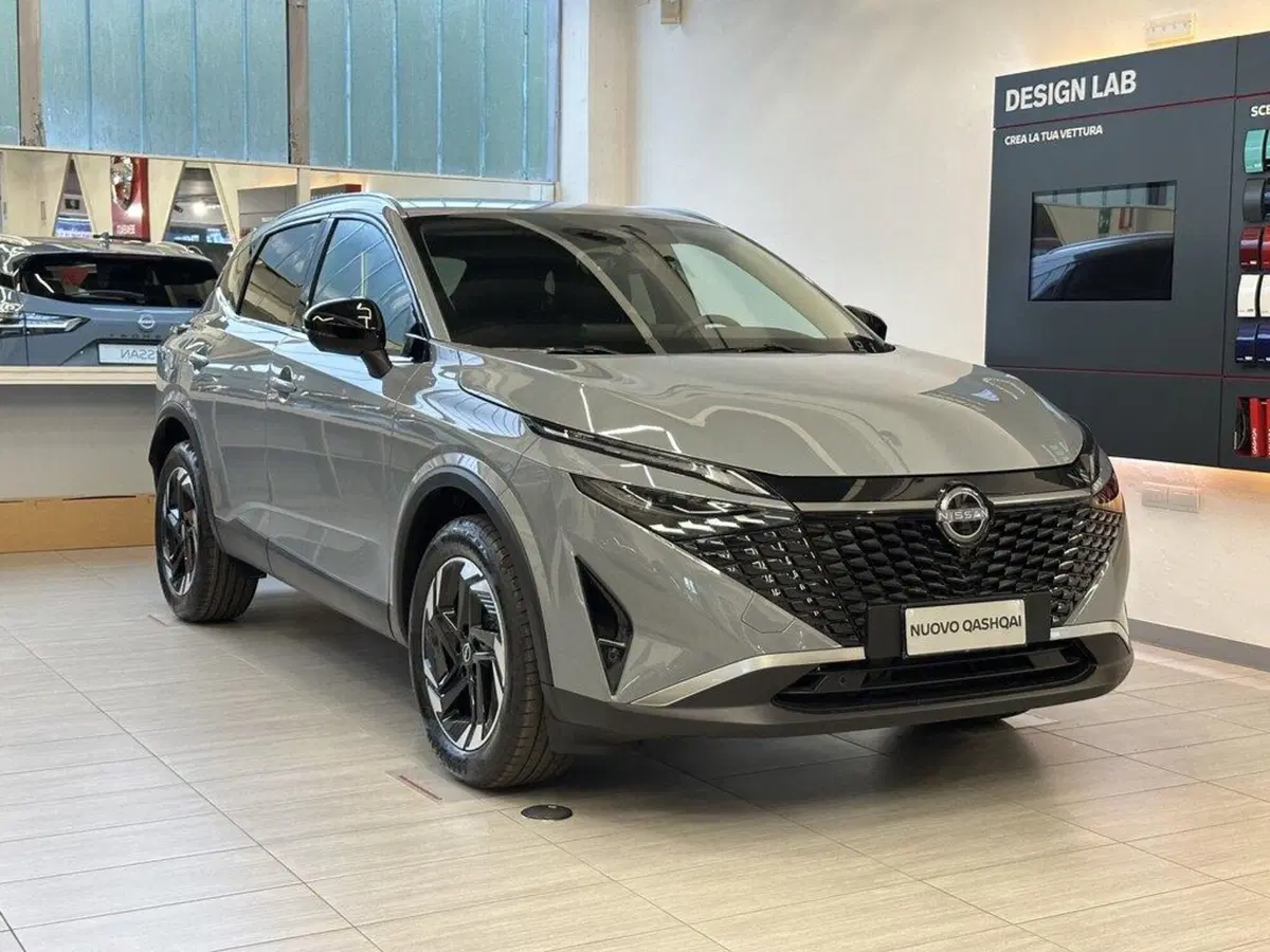 Nissan Qashqai nuova a Sondrio (6)