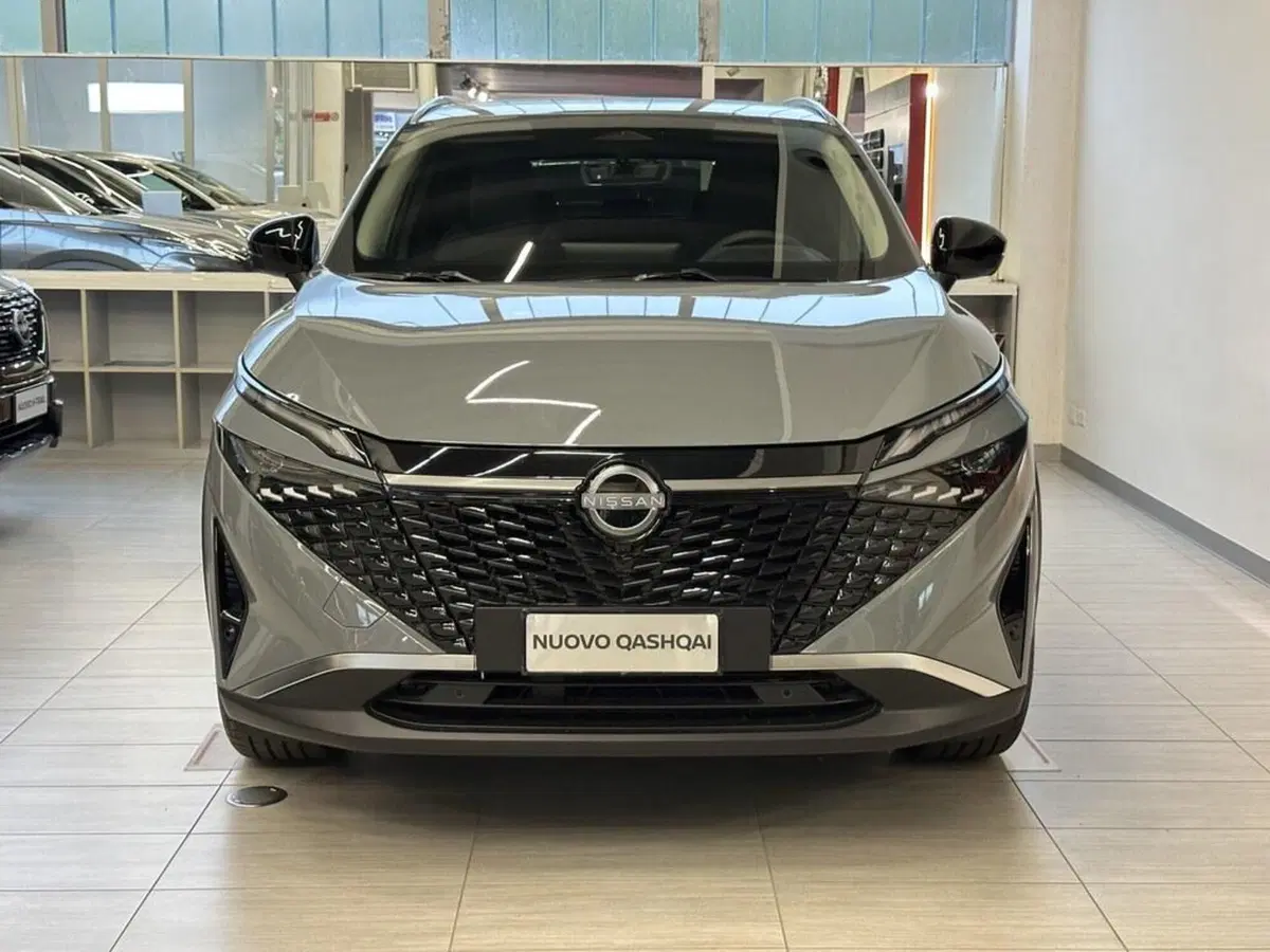 Nissan Qashqai nuova a Sondrio (7)