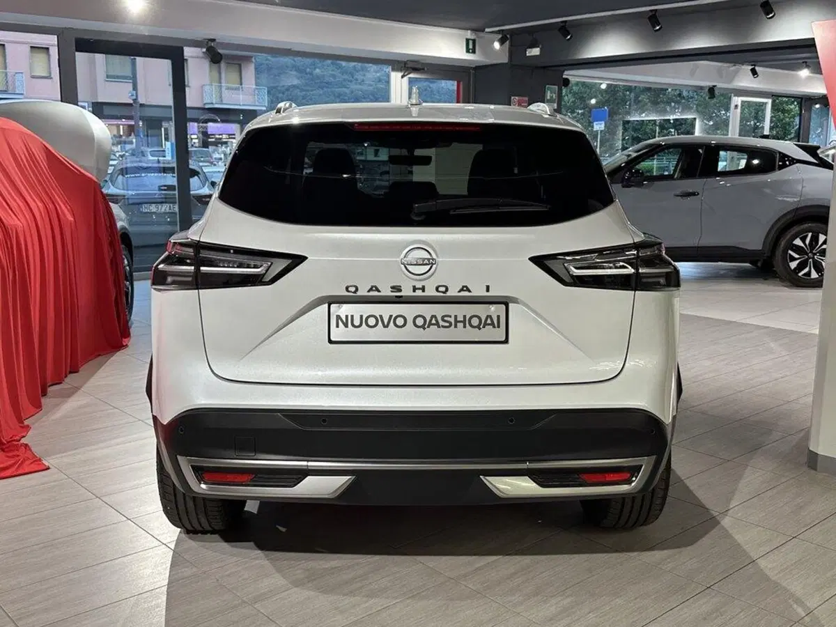 Nissan Qashqai nuova a Sondrio (3)