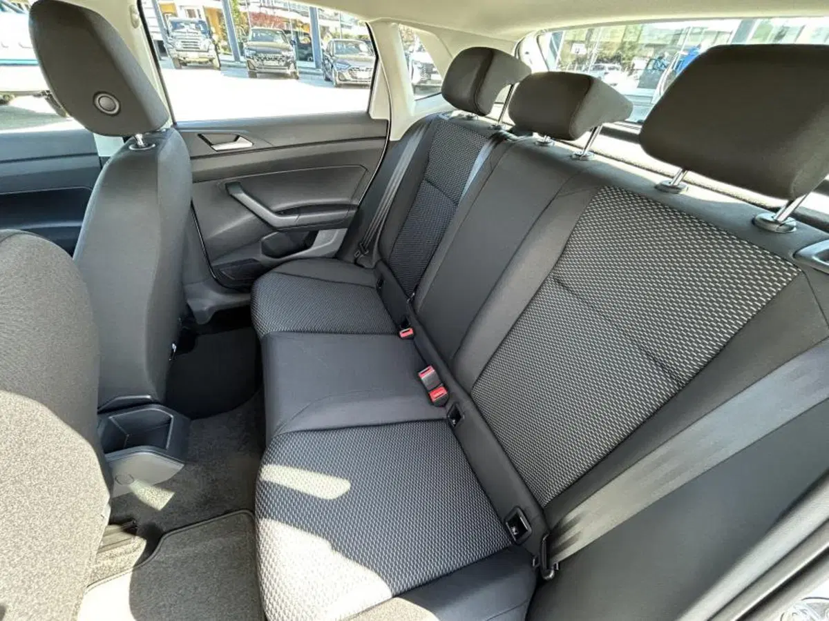Volkswagen Polo nuova a Cuneo (6)
