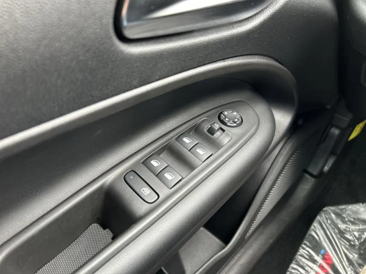 Jeep Avenger usata a Cuneo (16)
