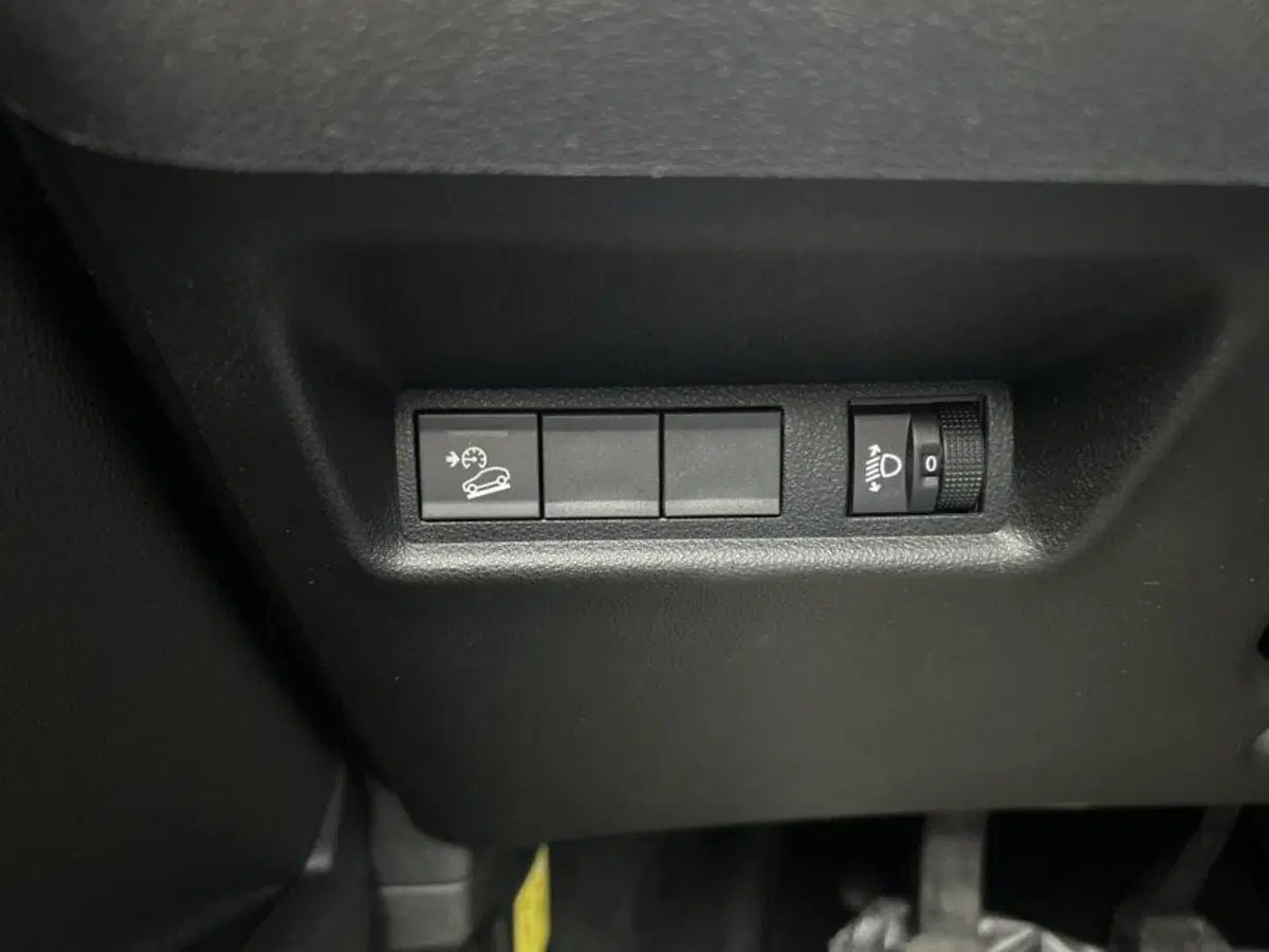 Jeep Avenger usata a Cuneo (17)
