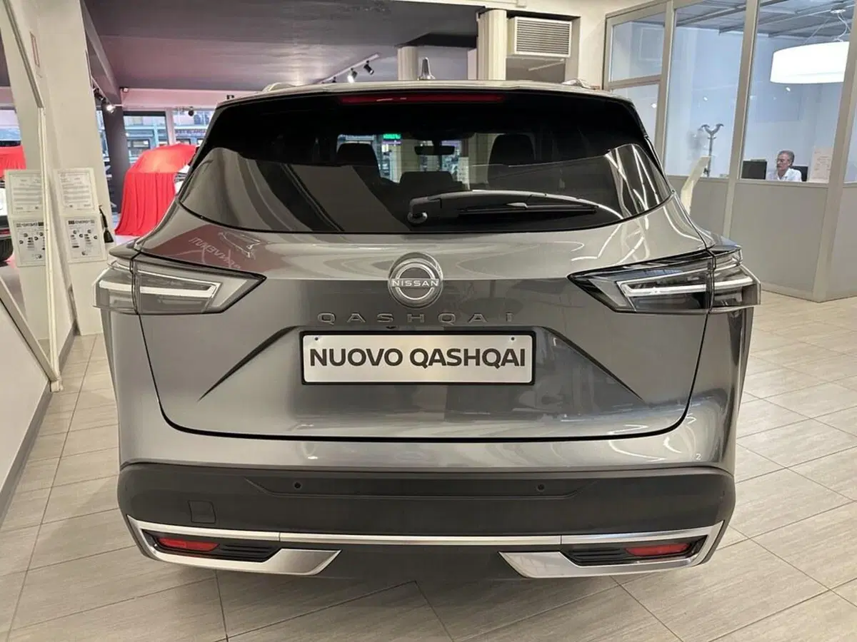 Nissan Qashqai nuova a Sondrio (11)