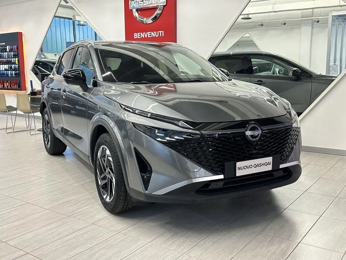 Nissan Qashqai nuova a Sondrio (5)