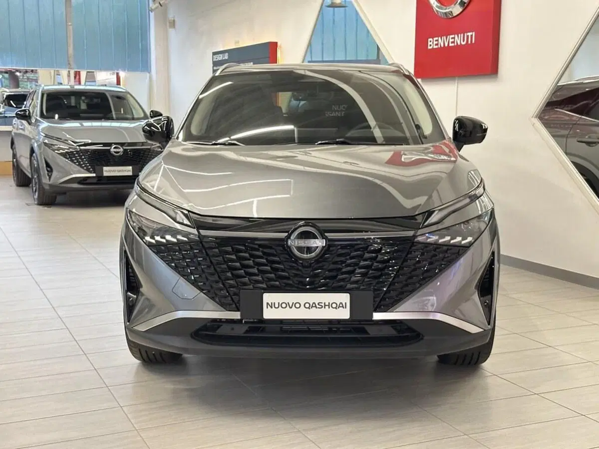 Nissan Qashqai nuova a Sondrio (6)