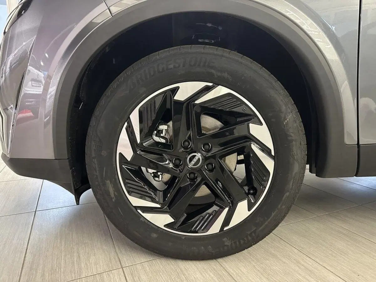 Nissan Qashqai nuova a Sondrio (7)