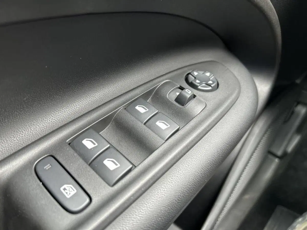 Jeep Avenger usata a Cuneo (16)