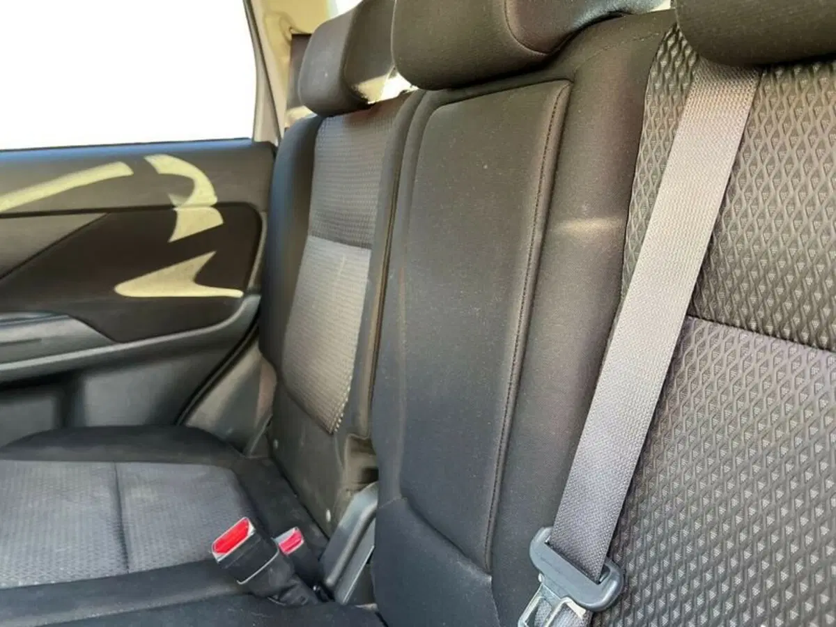 Mitsubishi Outlander usata a Sondrio (11)