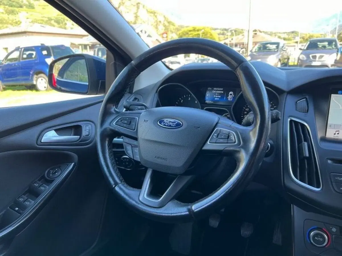 Ford Focus Station Wagon usata a Sondrio (15)