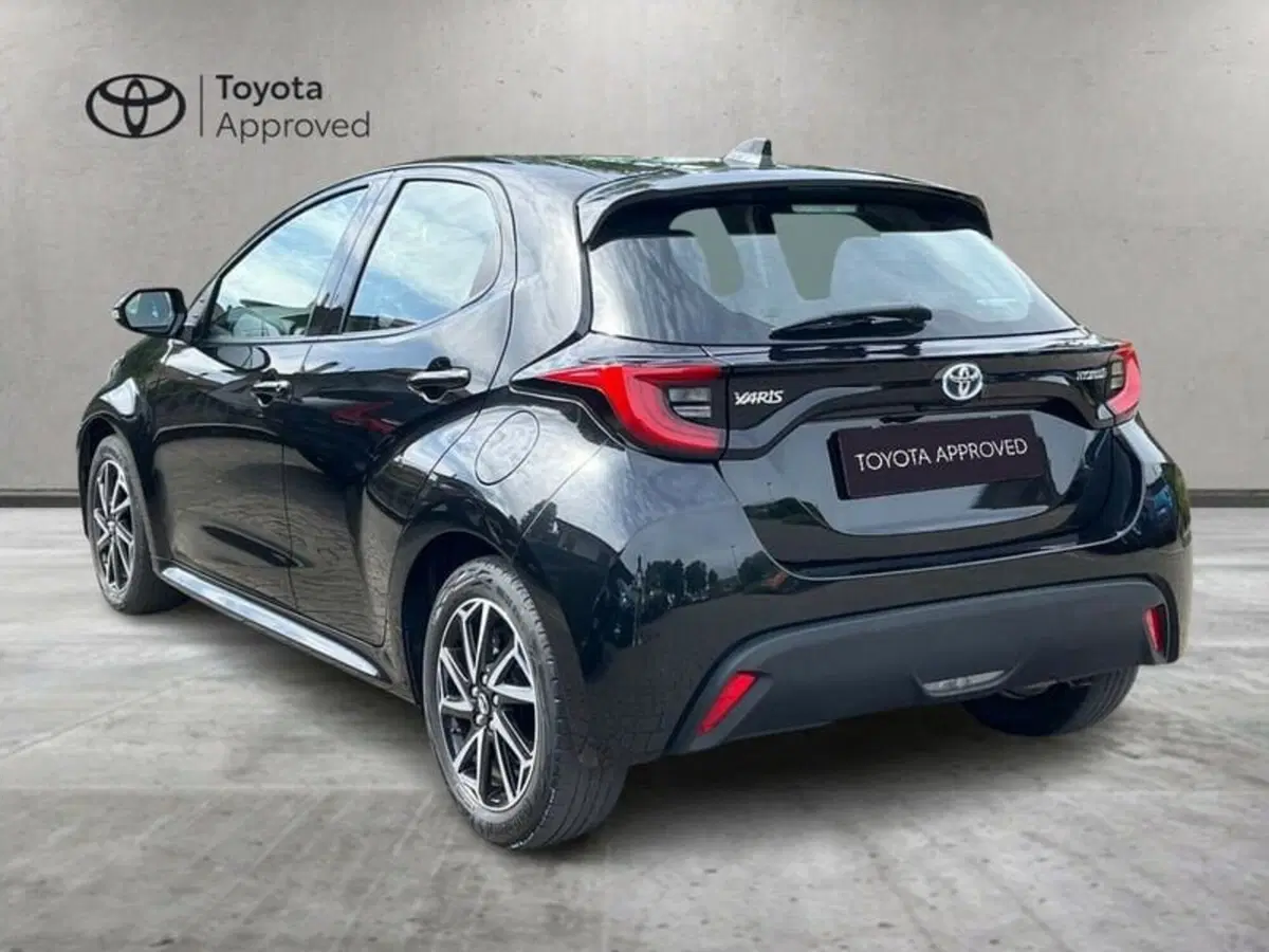 Toyota Yaris usata a Lecco (5)