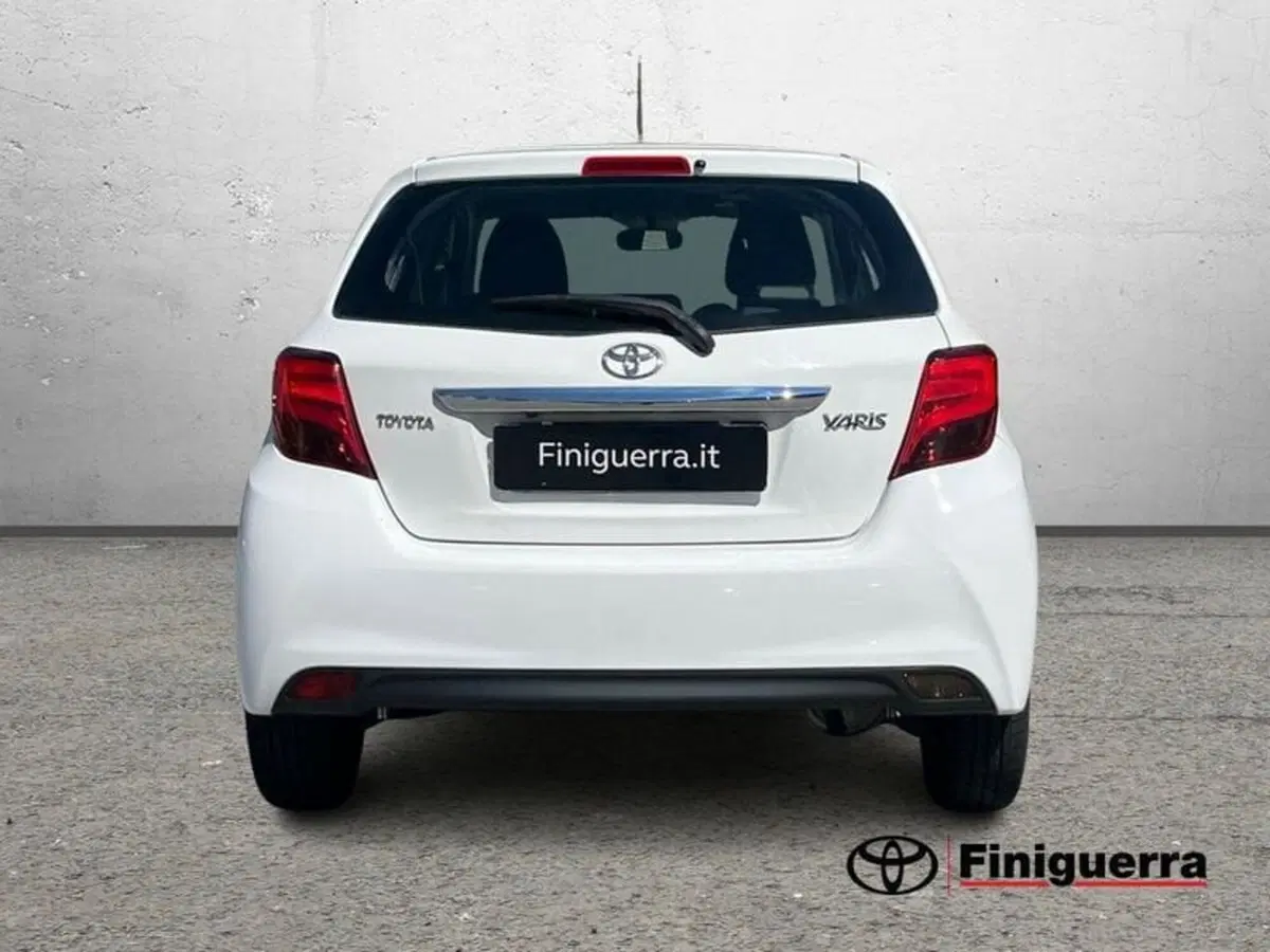 Toyota Yaris usata a Sondrio (3)