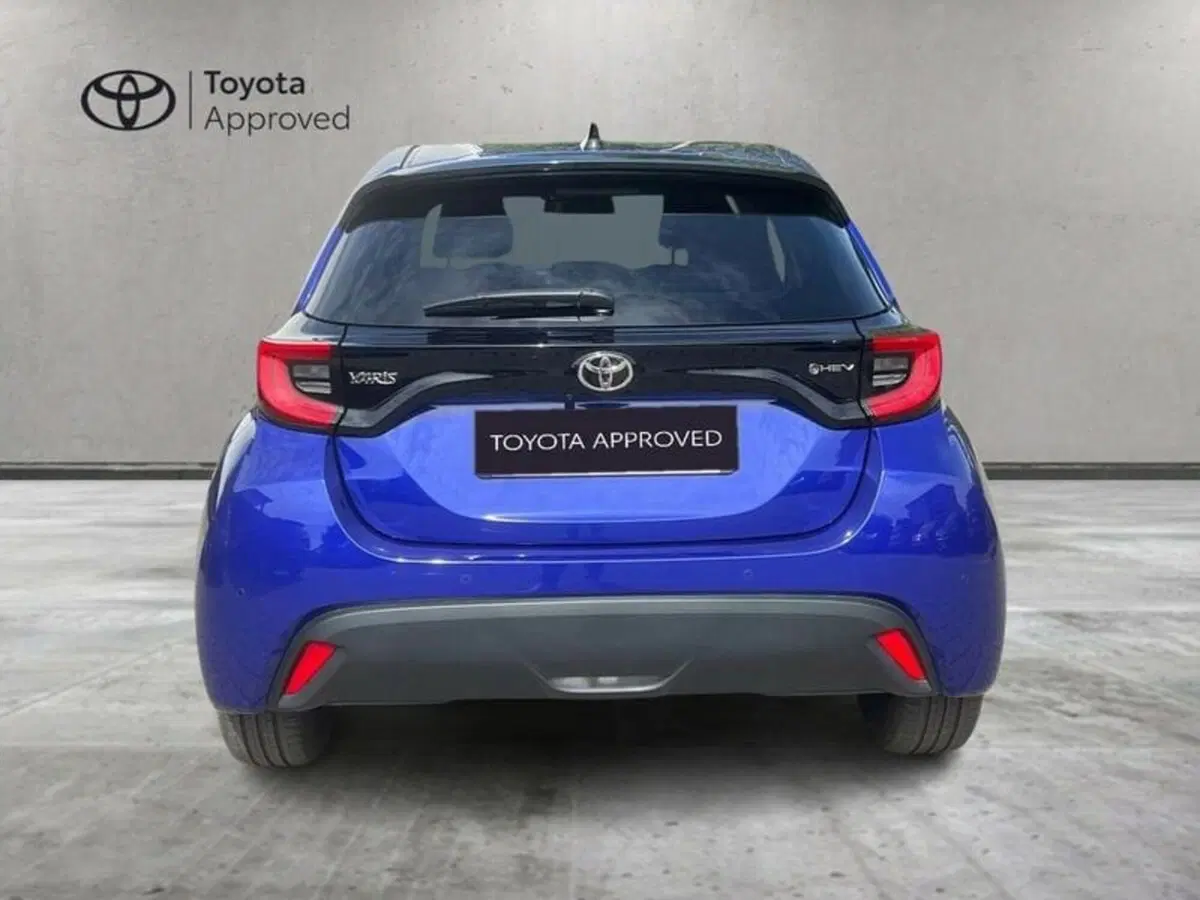 Toyota Yaris usata a Lecco (12)