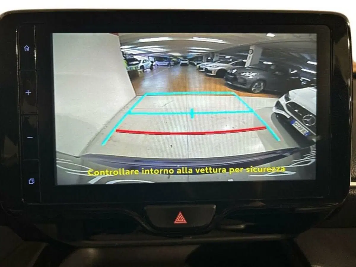 Toyota Yaris Cross usata a Sondrio (14)