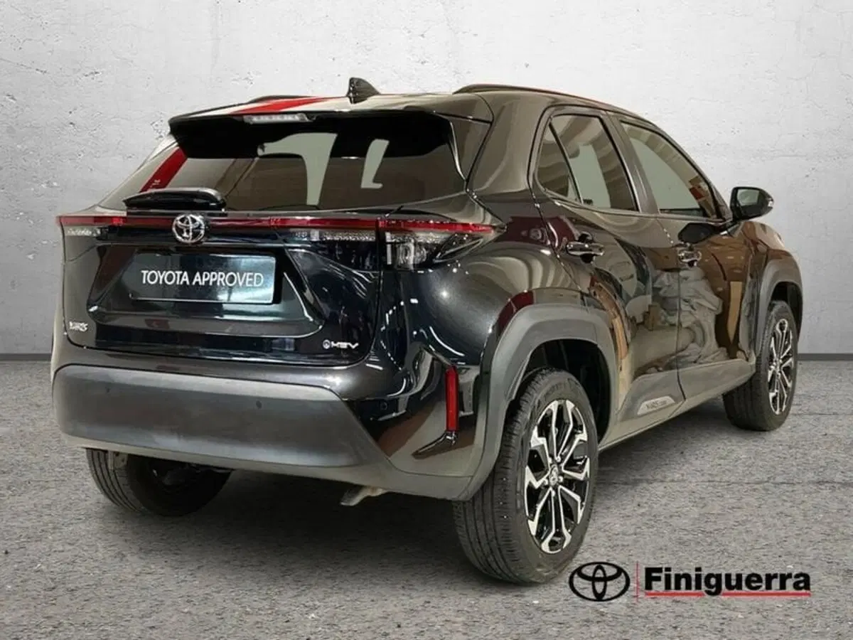 Toyota Yaris Cross usata a Lecco (5)