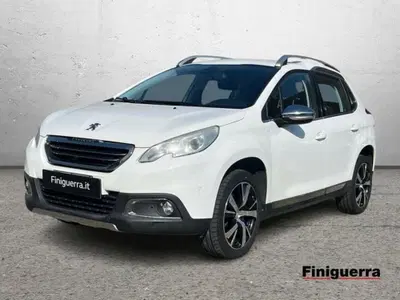 Peugeot 2008 VTi 120CV Allure del 2015 usata a Poggiridenti