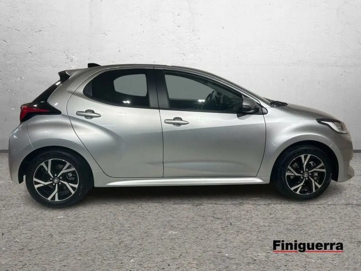 Toyota Yaris usata a Lecco (6)