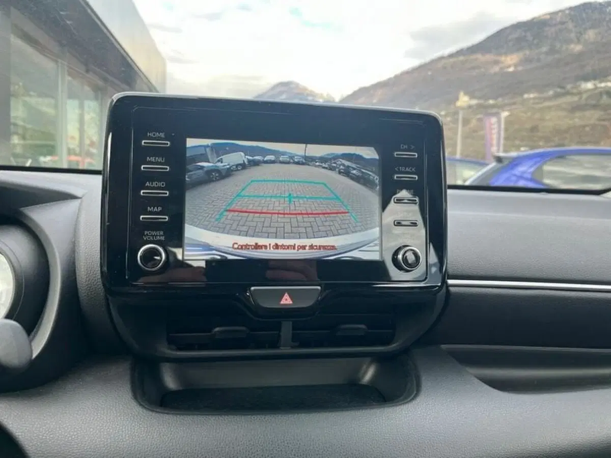 Toyota Yaris usata a Sondrio (16)
