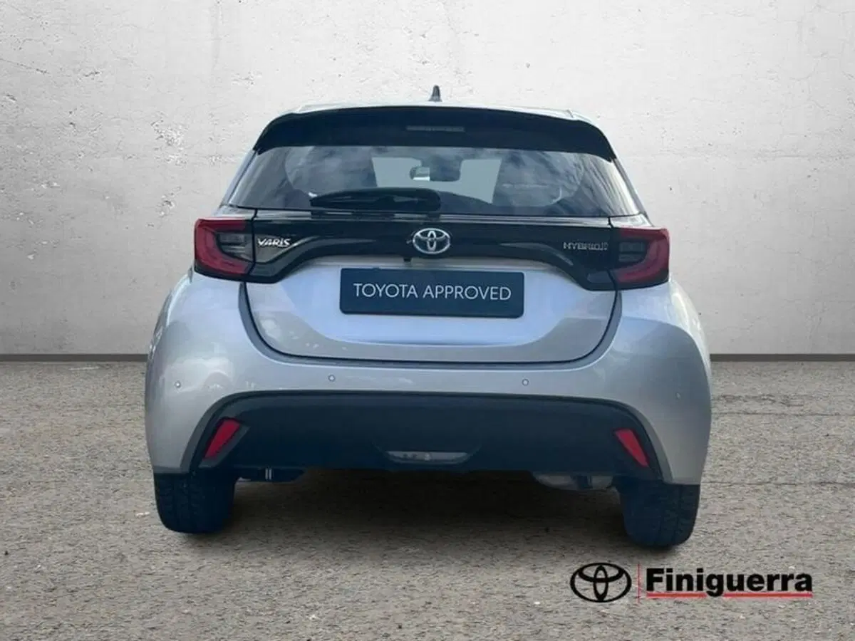 Toyota Yaris usata a Sondrio (4)