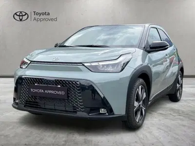 Toyota Aygo X 1.5 hybrid Icon e-cvt del 2026 usata a Poggiridenti