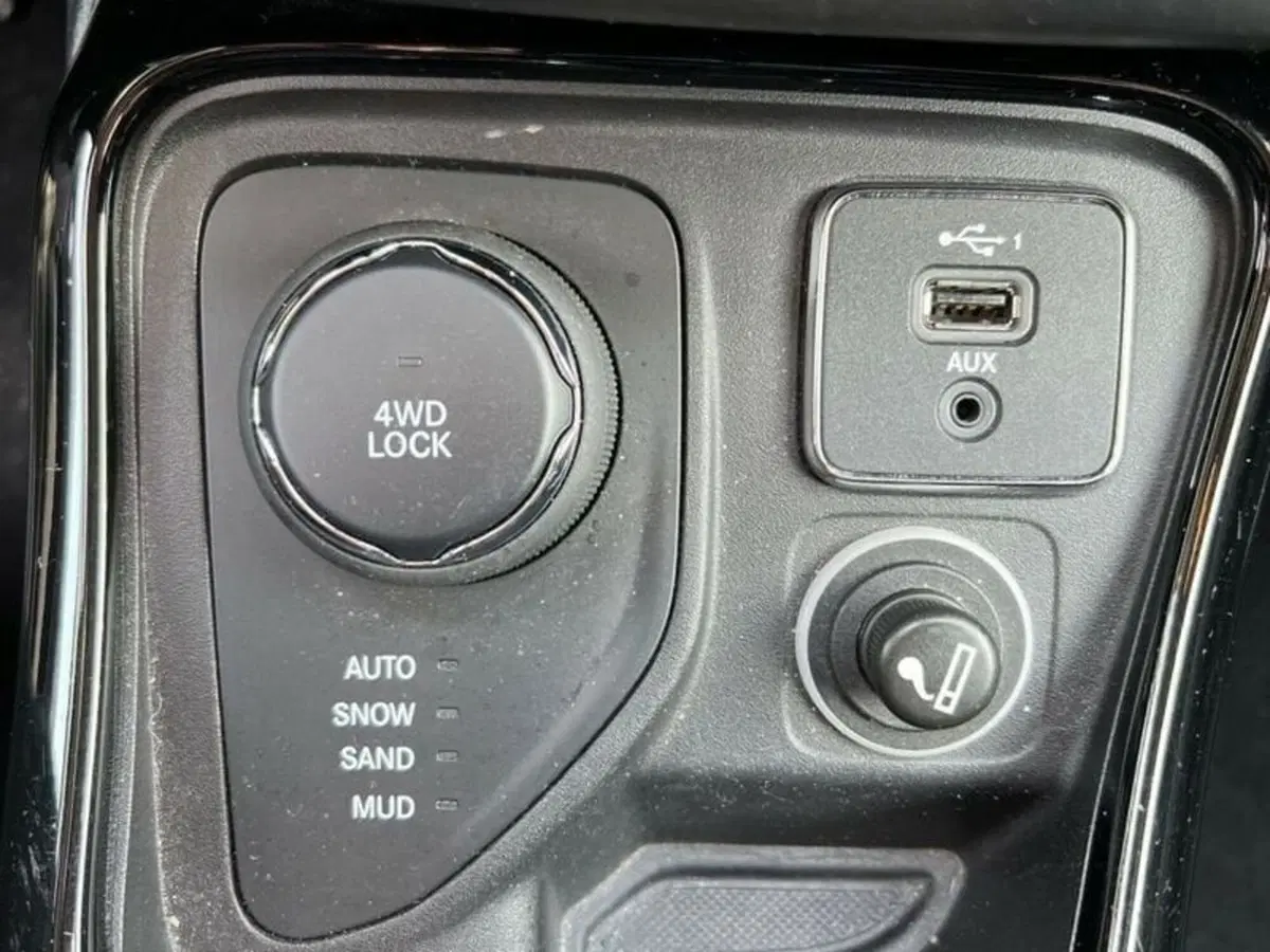 Jeep Compass usata a Sondrio (19)