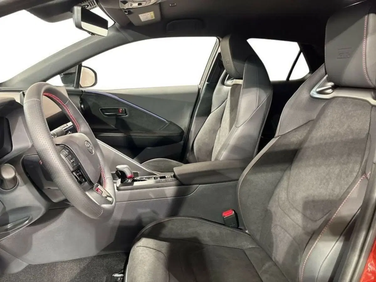 Toyota Toyota C-HR usata a Lecco (10)