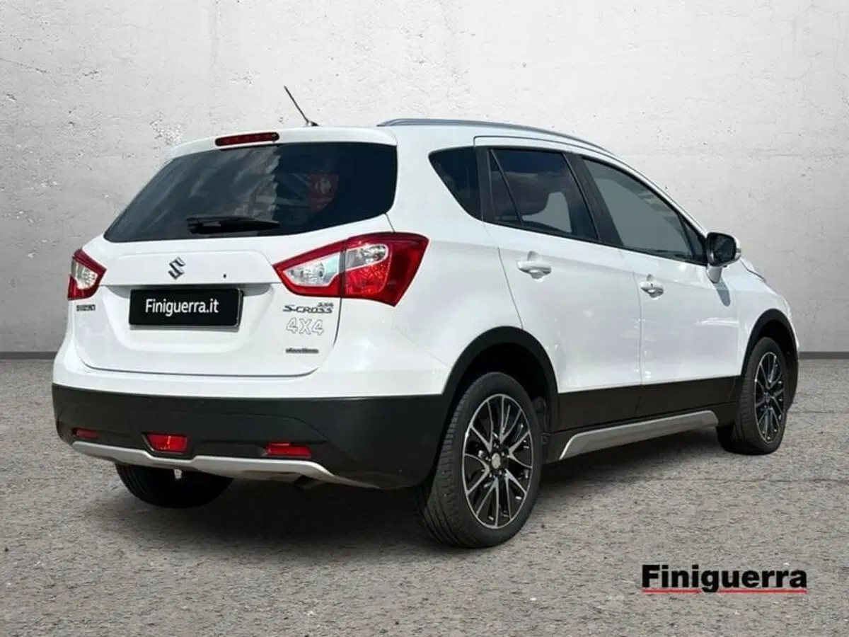 Suzuki S-Cross usata a Sondrio (4)
