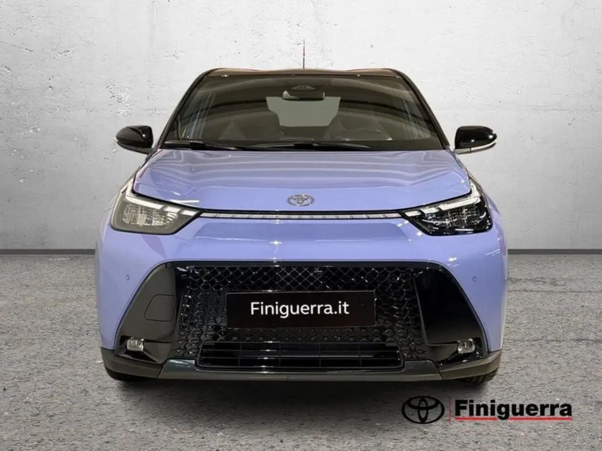 Toyota Aygo X nuova a Sondrio (2)