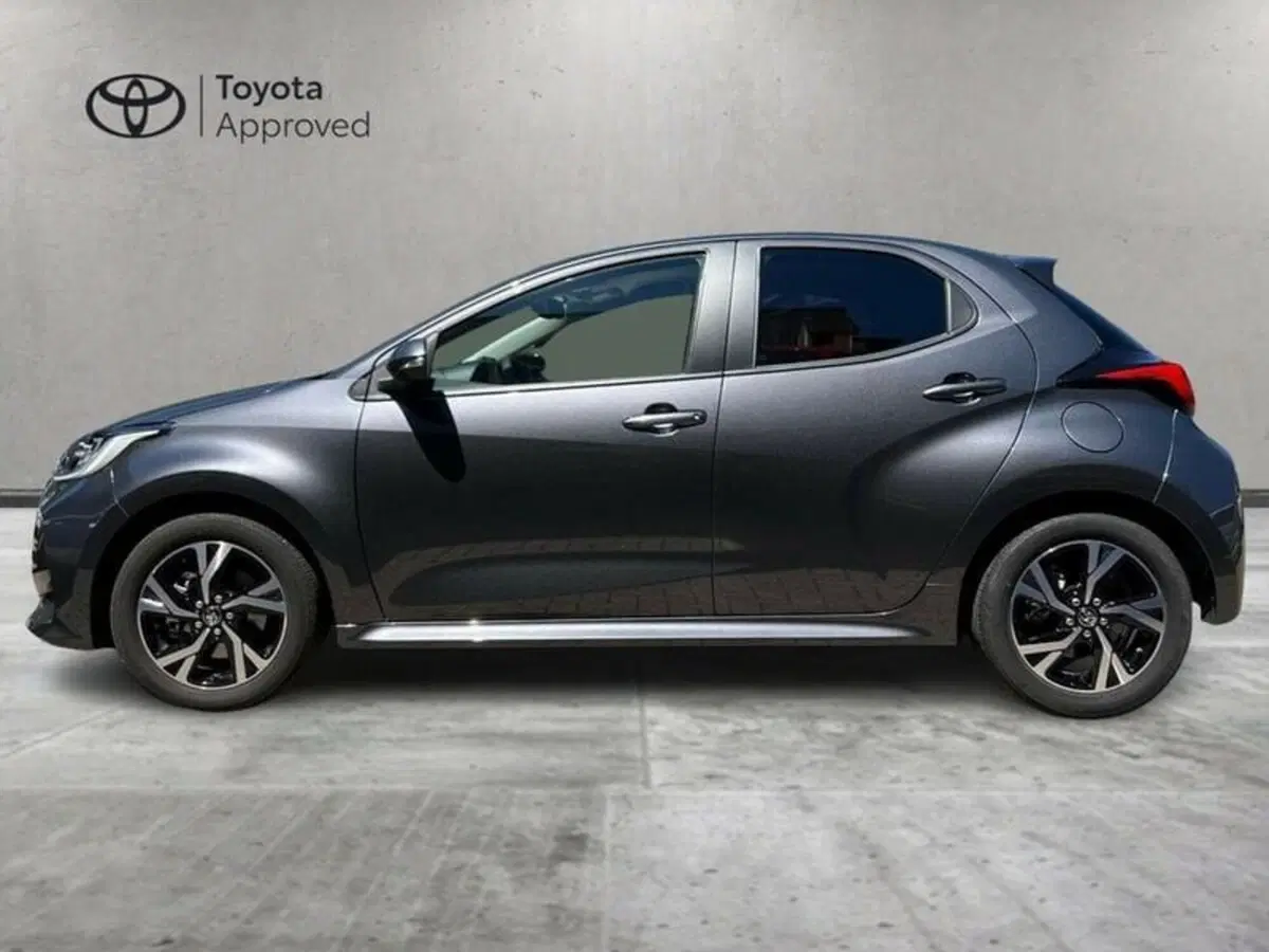 Toyota Yaris usata a Sondrio (2)