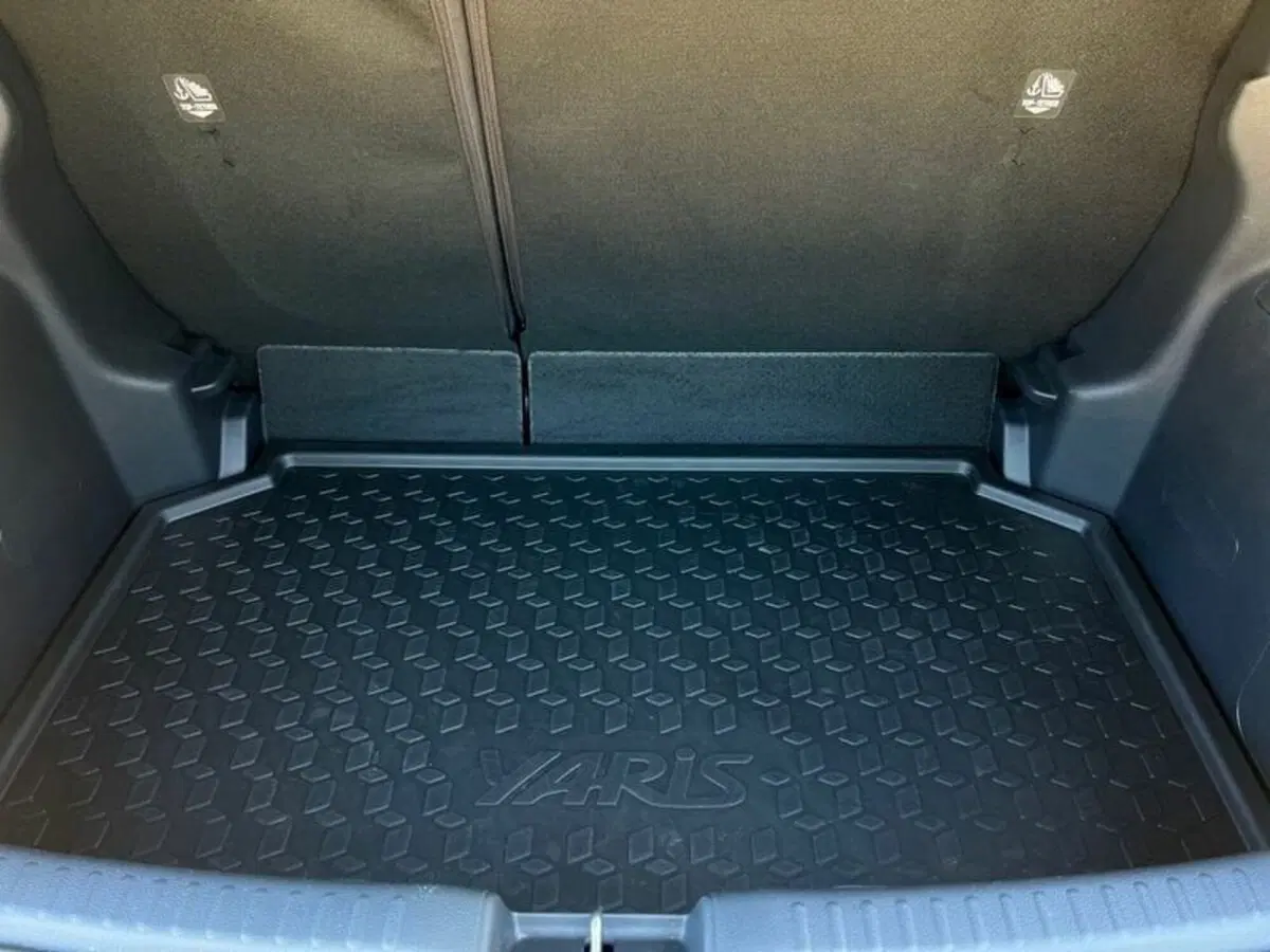 Toyota Yaris usata a Sondrio (5)