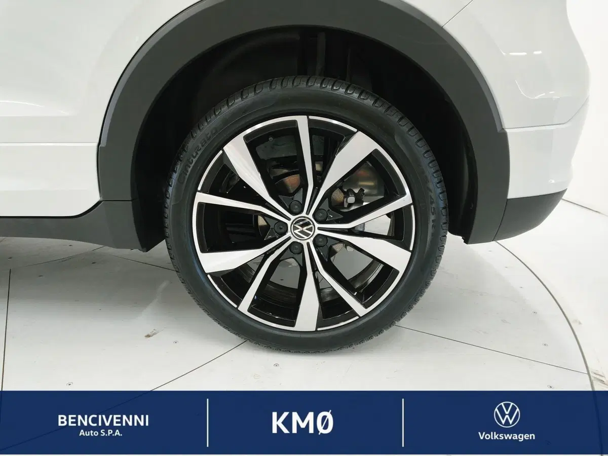 Volkswagen T-Cross nuova a Catanzaro (15)