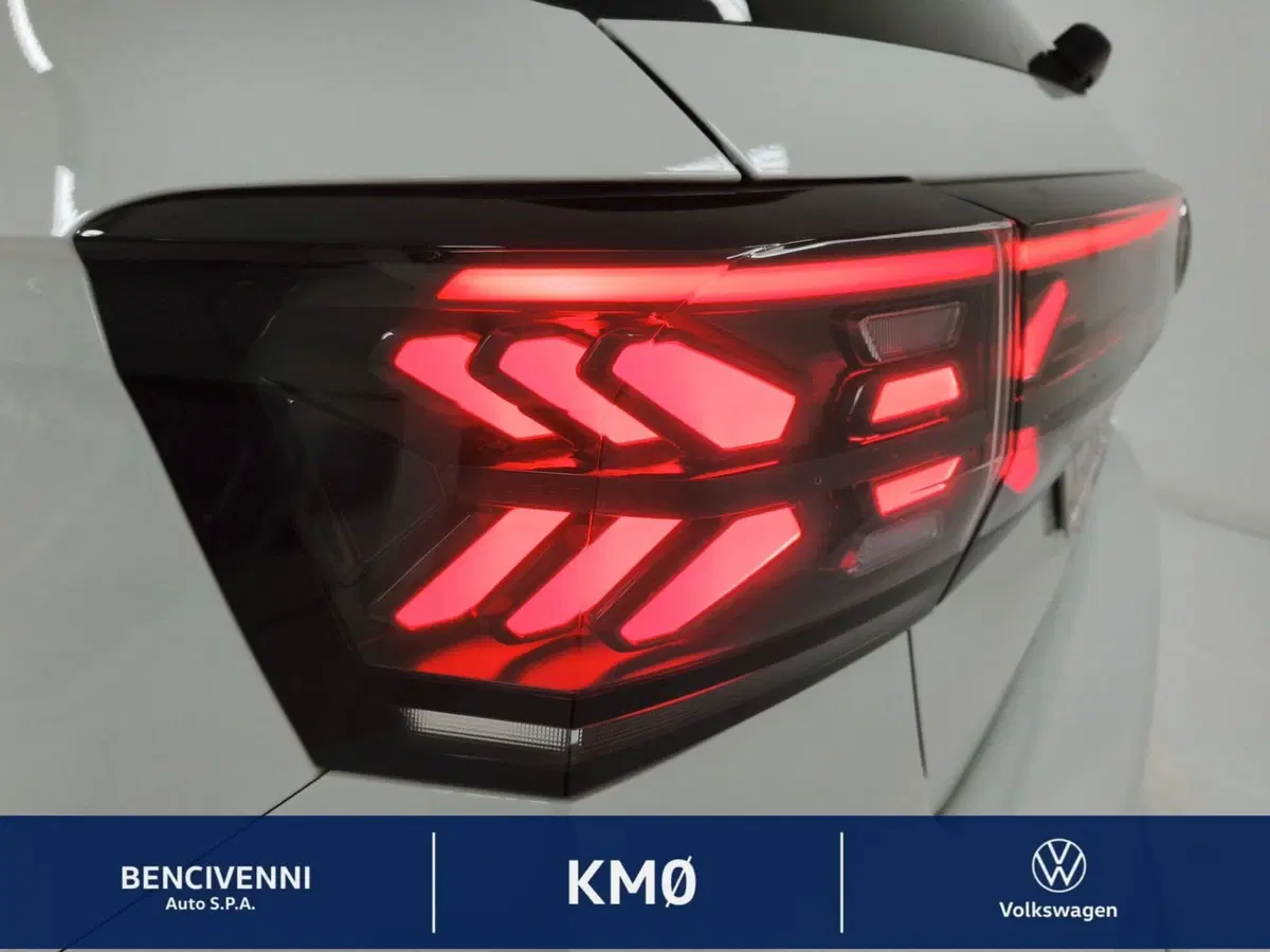 Volkswagen T-Cross nuova a Catanzaro (16)