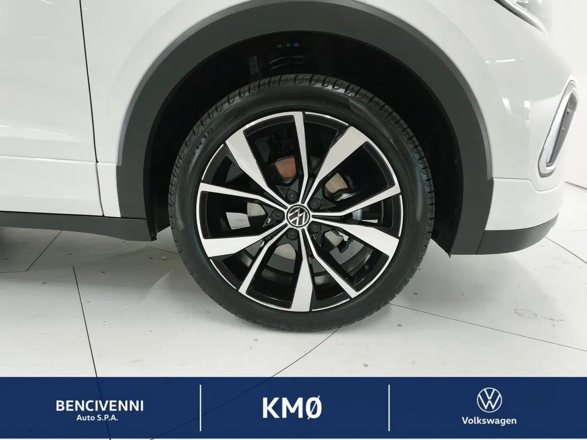 Volkswagen T-Cross nuova a Catanzaro (8)