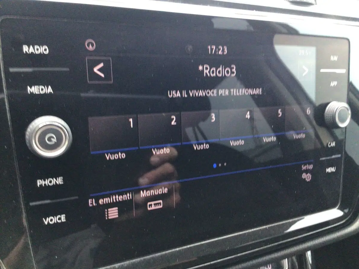 Volkswagen Touran usata a Genova (17)