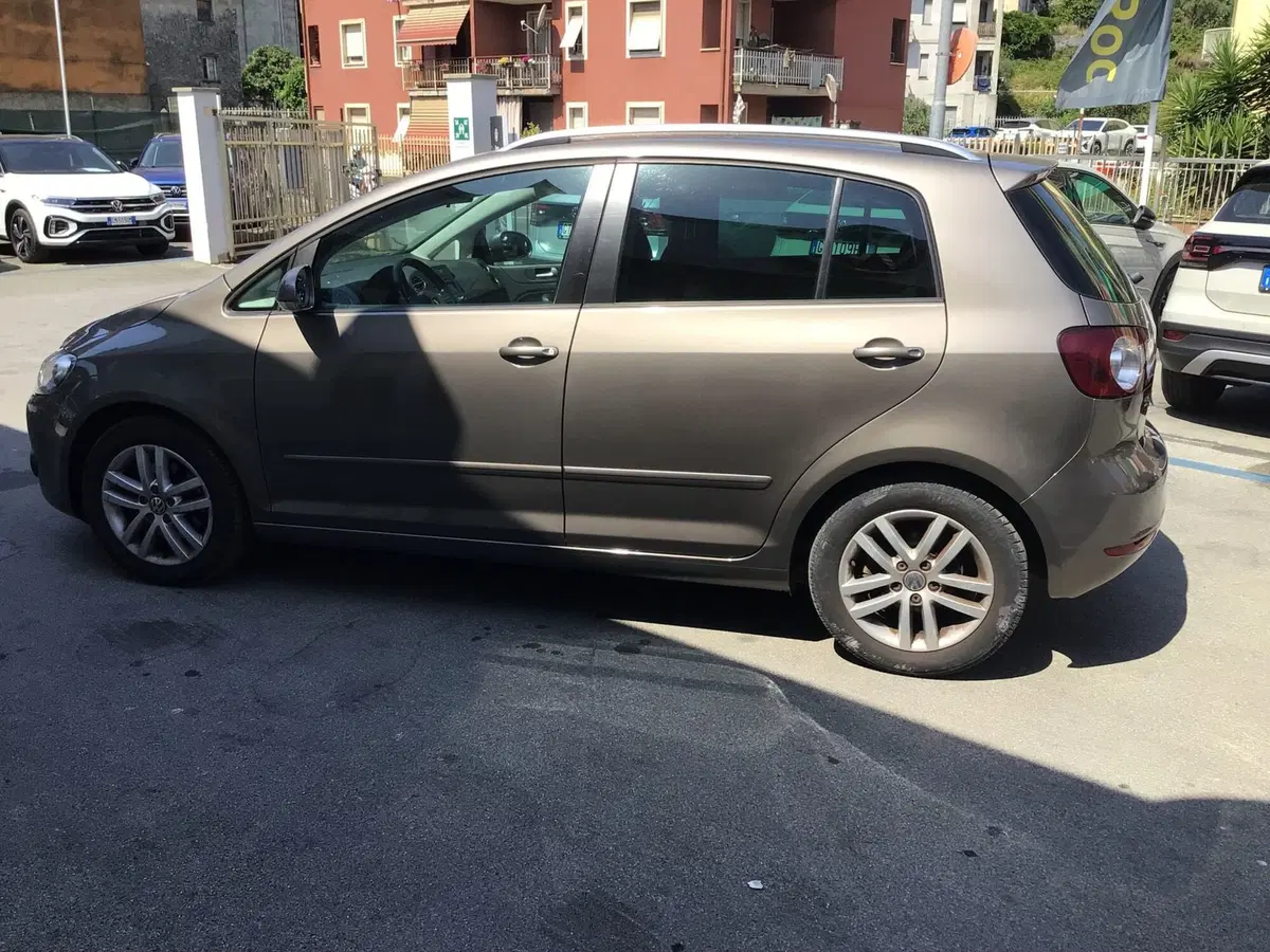 Volkswagen Golf Plus usata a Genova (8)