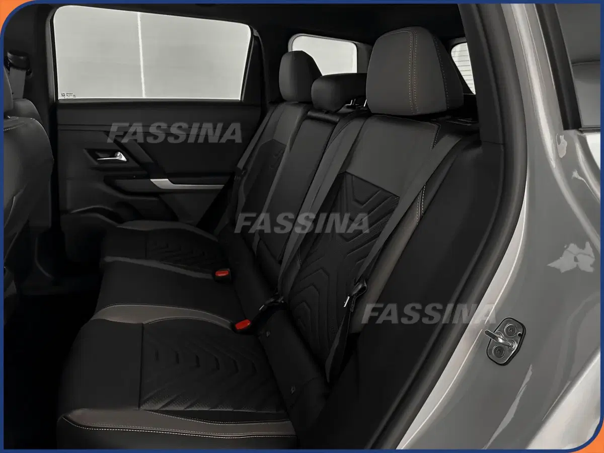 Jeep Compass nuova a Milano (10)