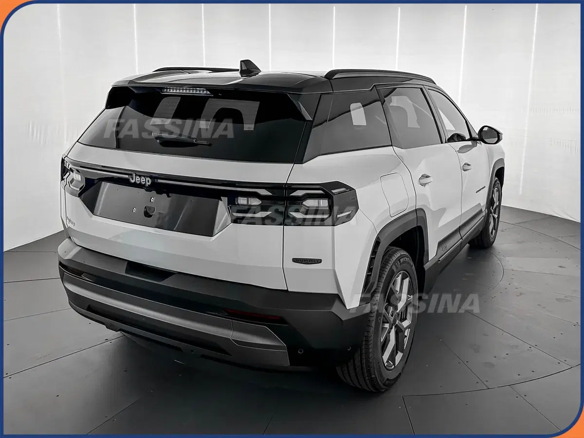 Jeep Compass nuova a Milano (6)