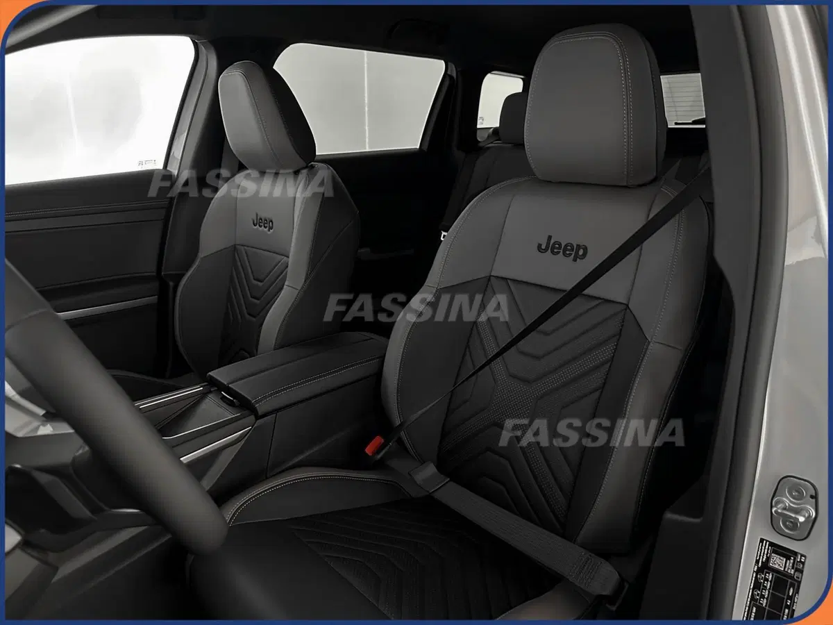 Jeep Compass nuova a Milano (8)