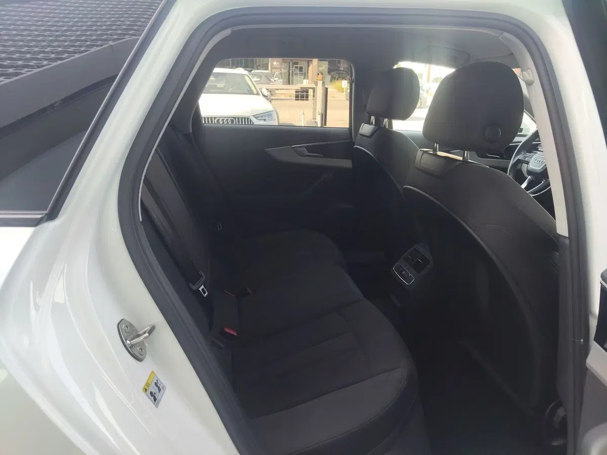 Audi A4 Avant usata a Modena (16)